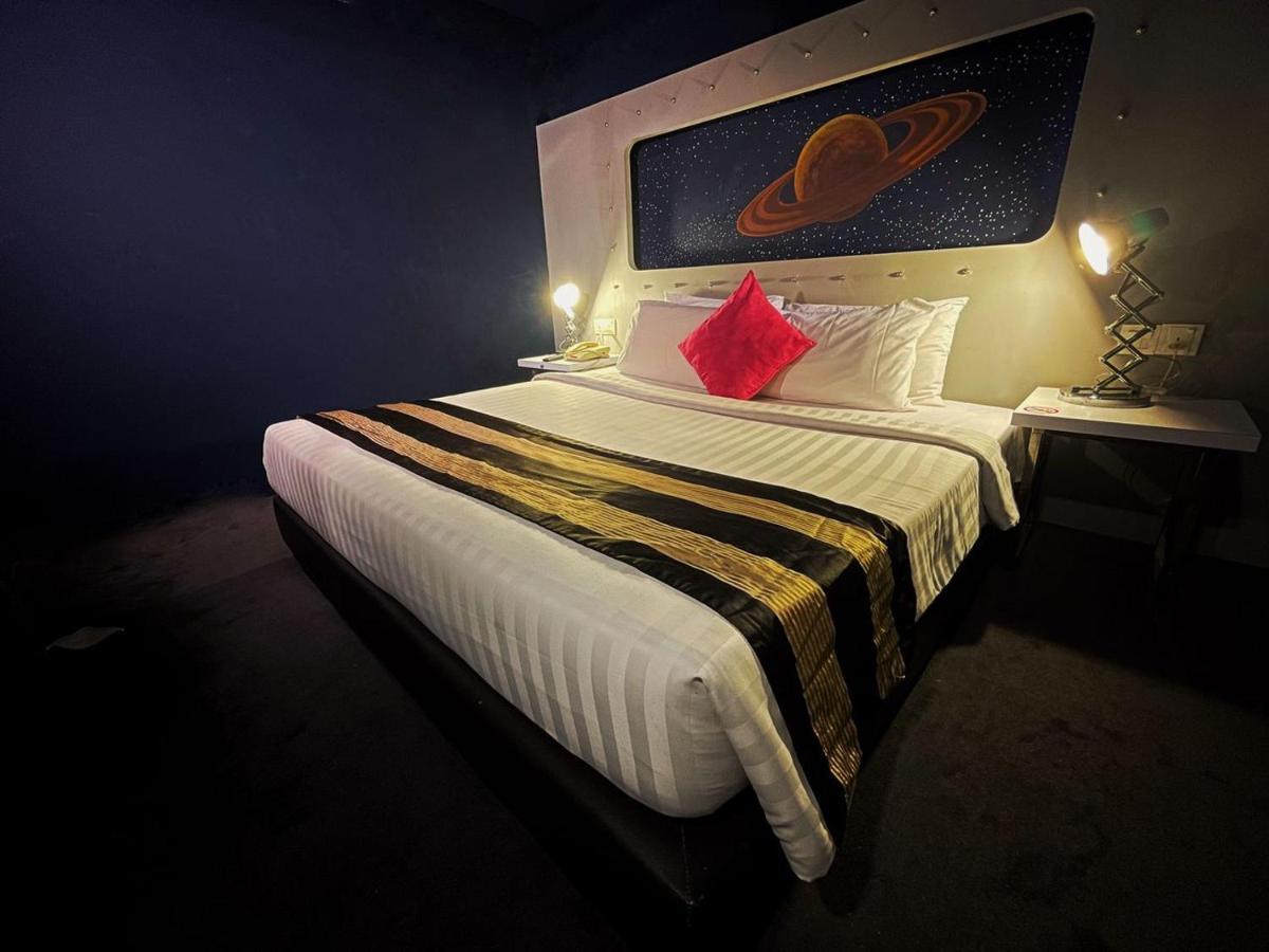 Kingston 3 - Hotel