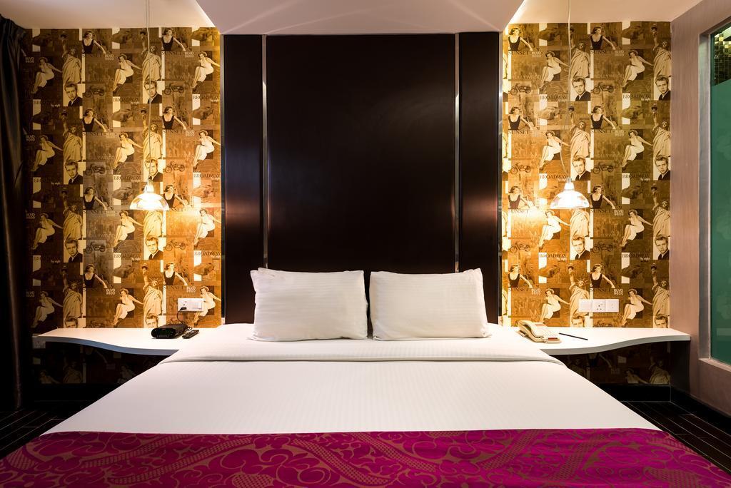 Kingston 3 - Hotel 3*